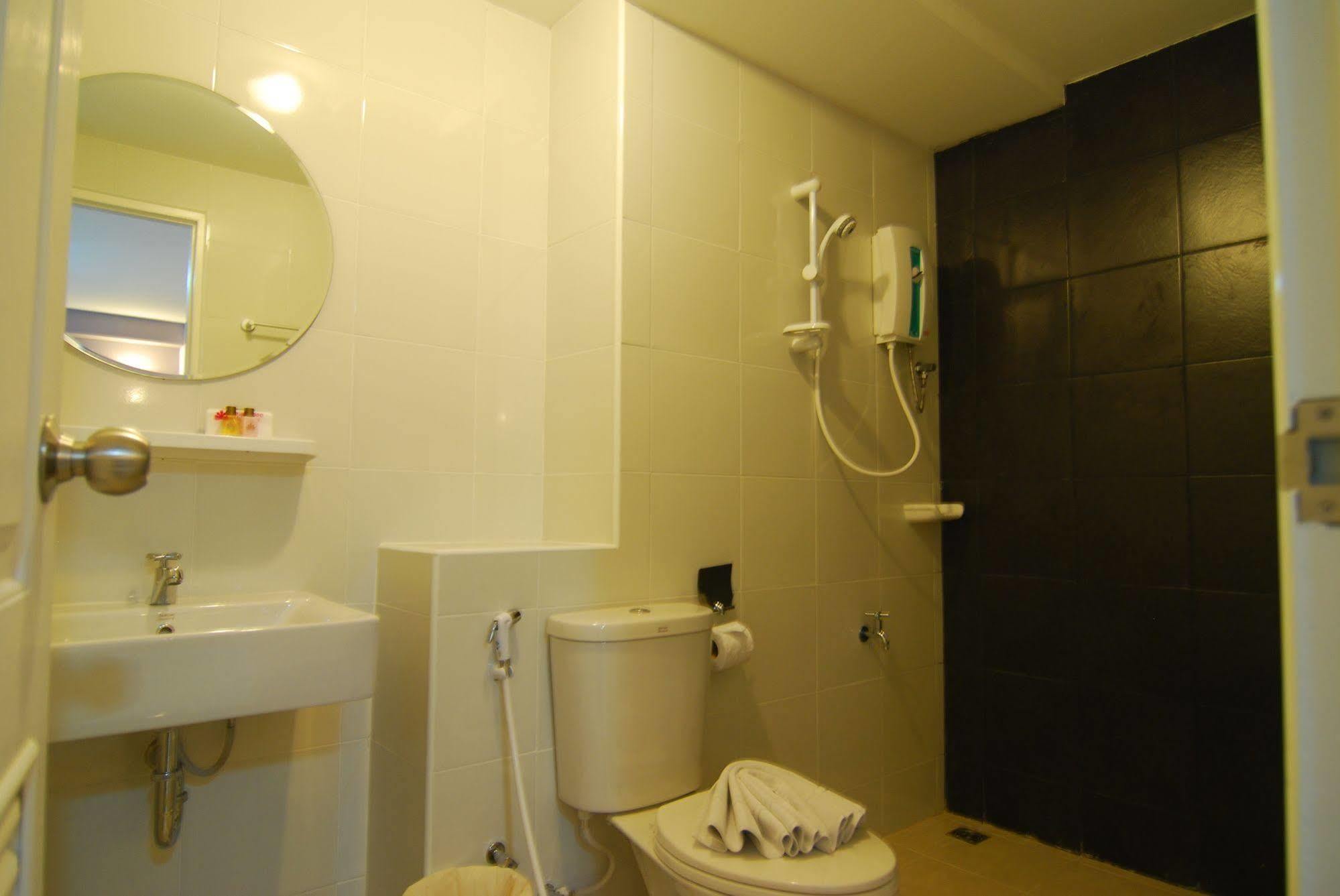 Leelawadee Naka Hotel Phuket Luaran gambar